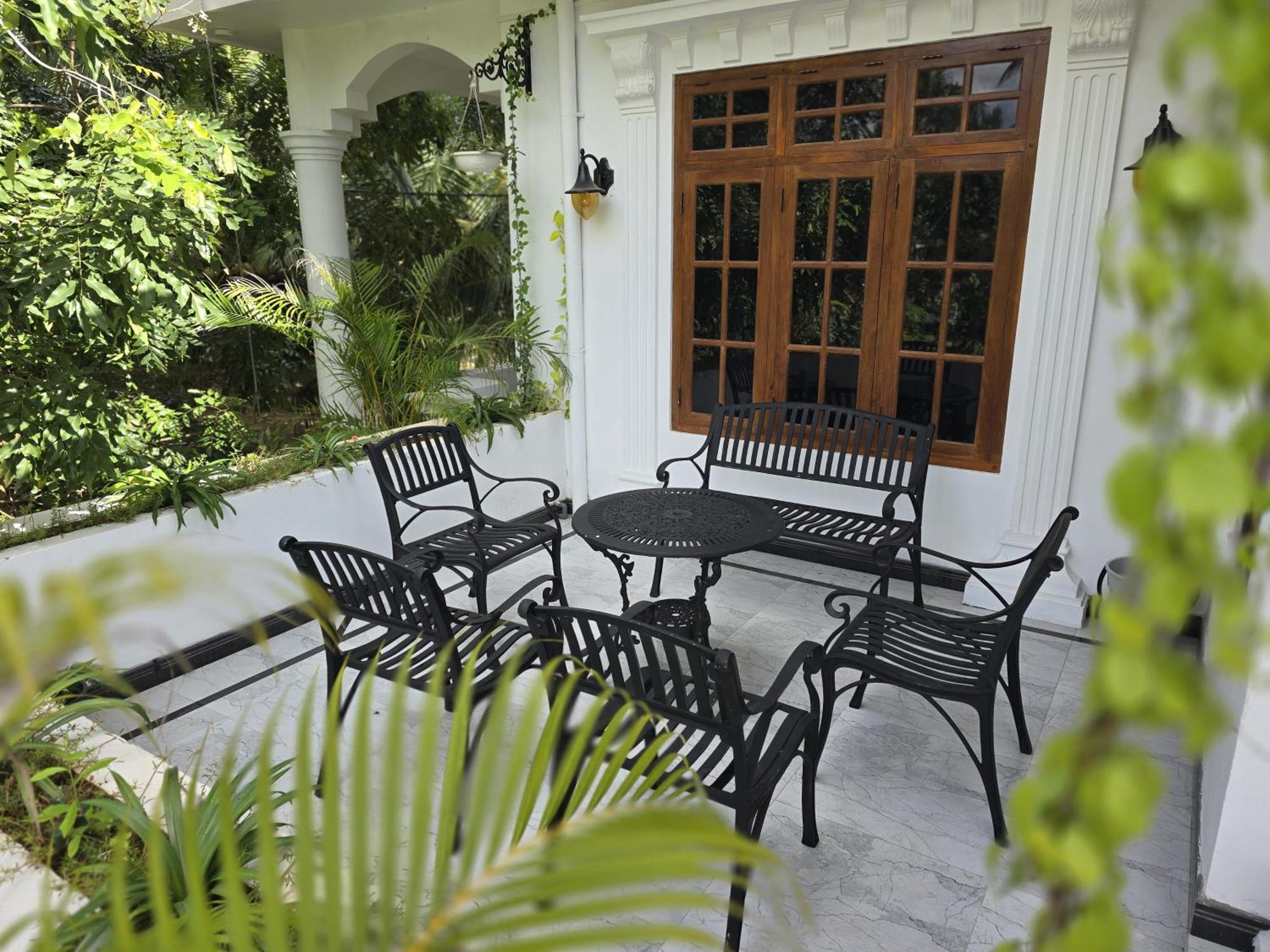 Munril Guest Jaffna Exterior foto