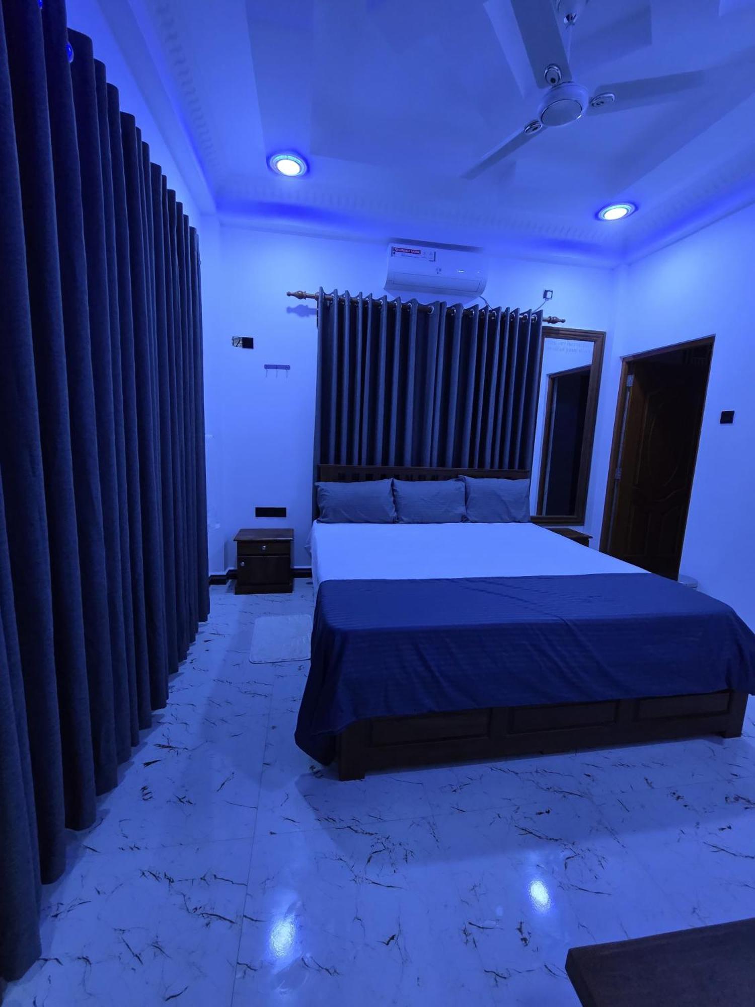 Munril Guest Jaffna Exterior foto