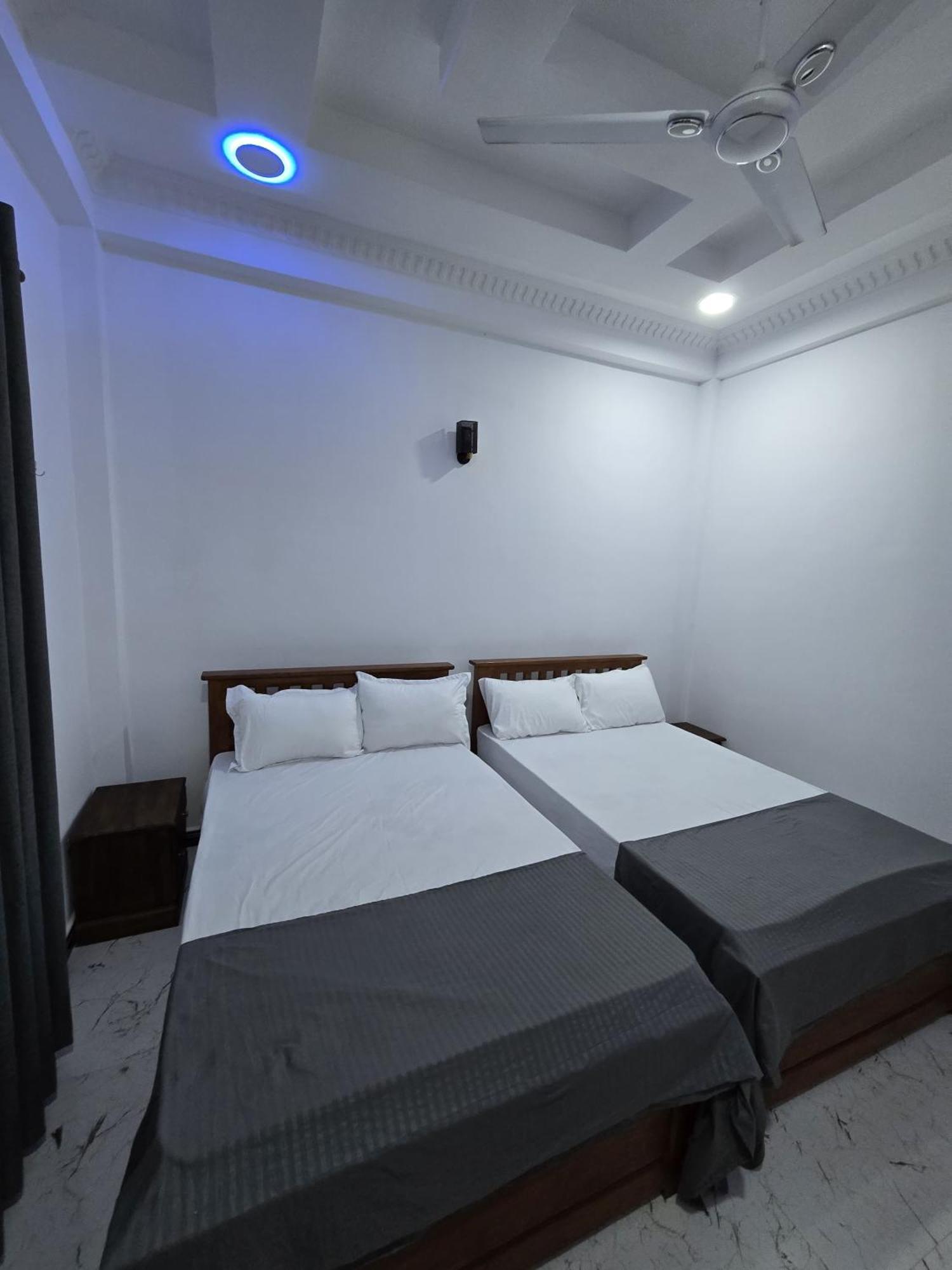 Munril Guest Jaffna Exterior foto